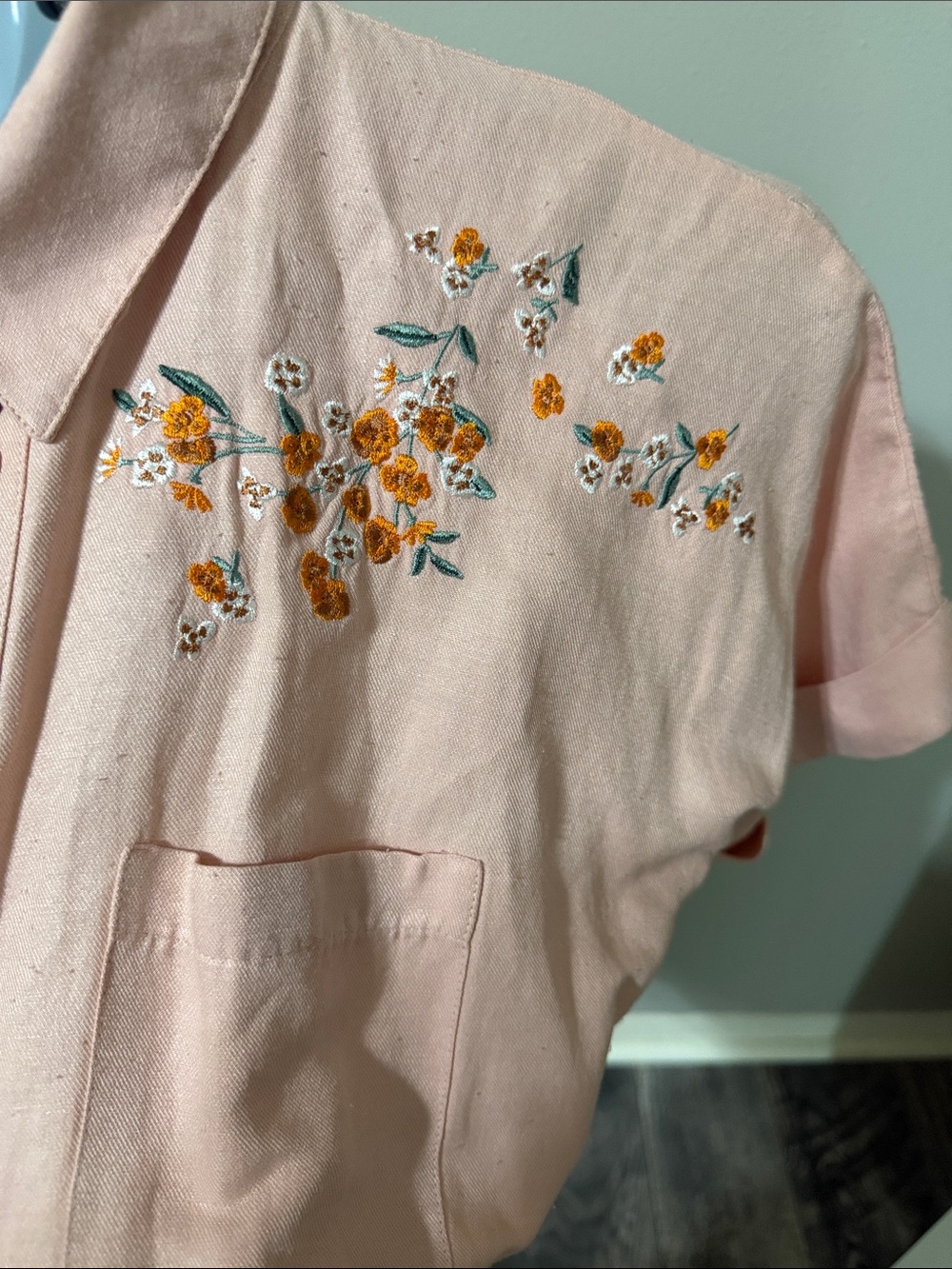 Topshop Pink Button-Down Shirt with Embroidered Black Panther - Picture 2 of 4